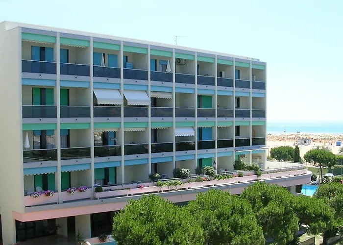 Modern Seafront With Pool And Terrace Apartment *