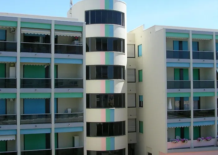 Apartment Modern Seafront With Pool And Terrace Bibione